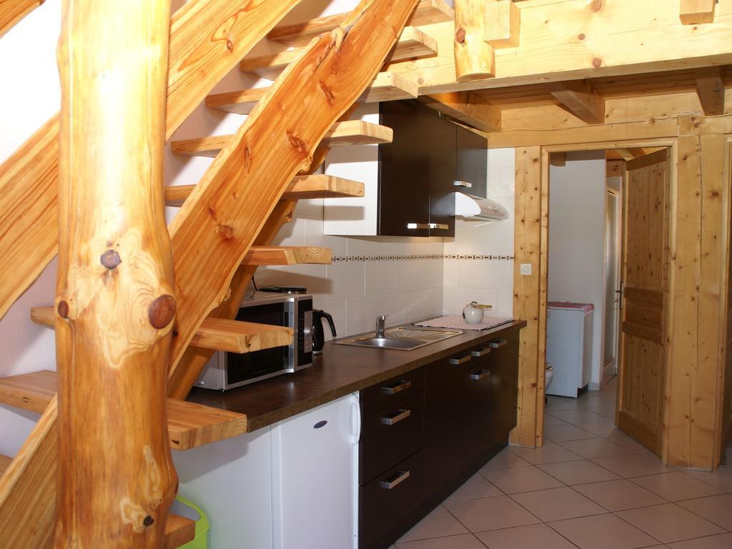 Cosy Holiday Home With Garden In Walscheid Luaran gambar