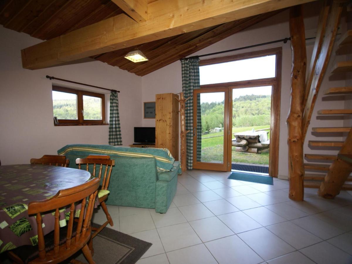 Cosy Holiday Home With Garden In Walscheid Luaran gambar